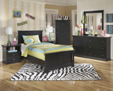 Picture of Maribel 6-Piece Youth Panel Bedroom Set
