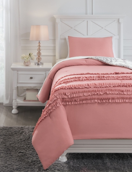 Picture of Avaleigh Comforter Set