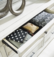 Picture of Kanwyn Dresser & Mirror