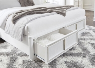 Picture of Chalanna Queen Storage Bed