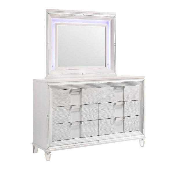 Picture of Twenty Nine White Dresser & Mirror