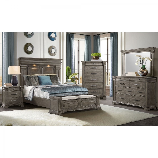 Picture of Kings Court 6-Piece Queen Bedroom Set